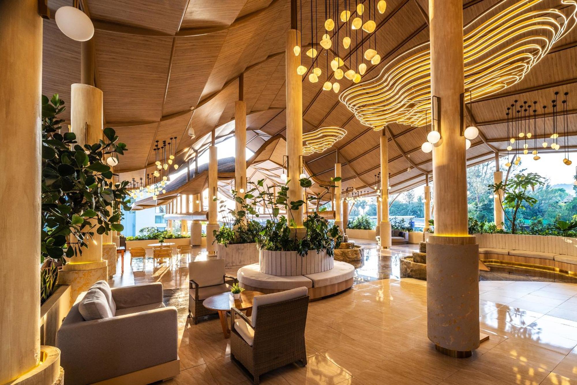 Phuket Emerald Beach Resort Karon Εξωτερικό φωτογραφία