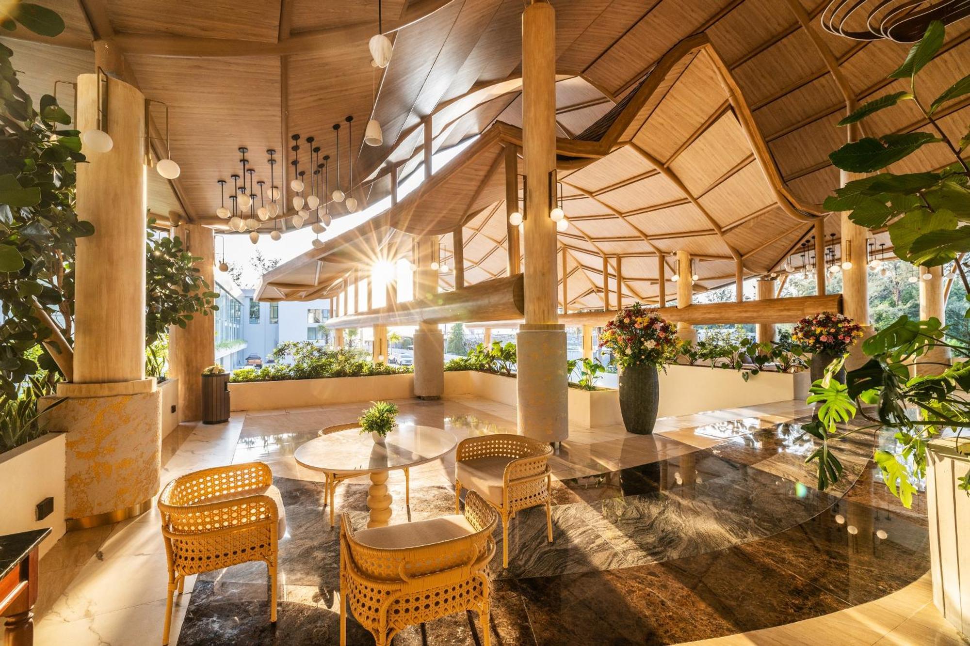 Phuket Emerald Beach Resort Karon Εξωτερικό φωτογραφία